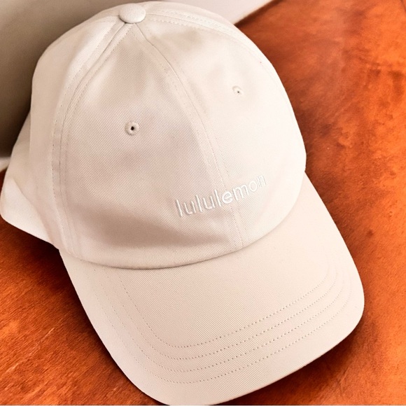 LULU LEMON Baseball hat - Picture 4 of 4